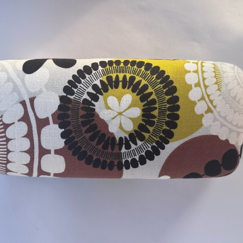 Vera Bradley White, Black, Yellow, Brown Patterned Sunglasses Case/Brand New